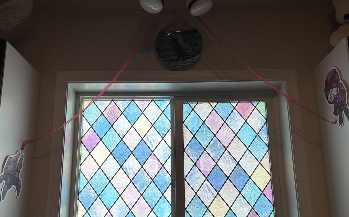 CaS_after_hours's tweet photo. we also convinced a vendor to sell us their booth display,, so we have Grocky Red String of Fate in our kitchen now, https://t.co/GmMhudgWxZ
