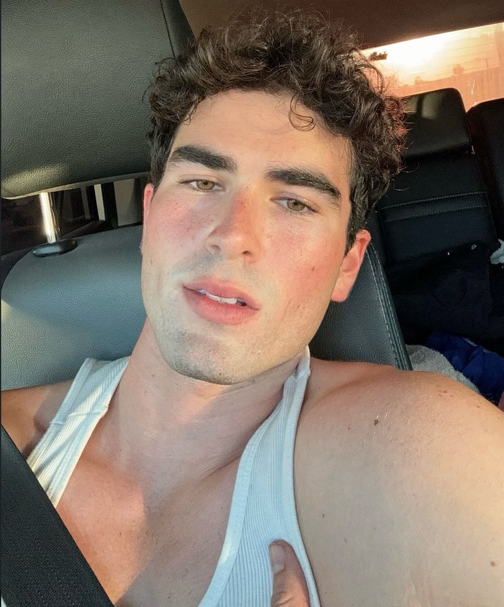mickonic_'s tweet photo. Selfie n gymmm https://t.co/prZIhc58N2