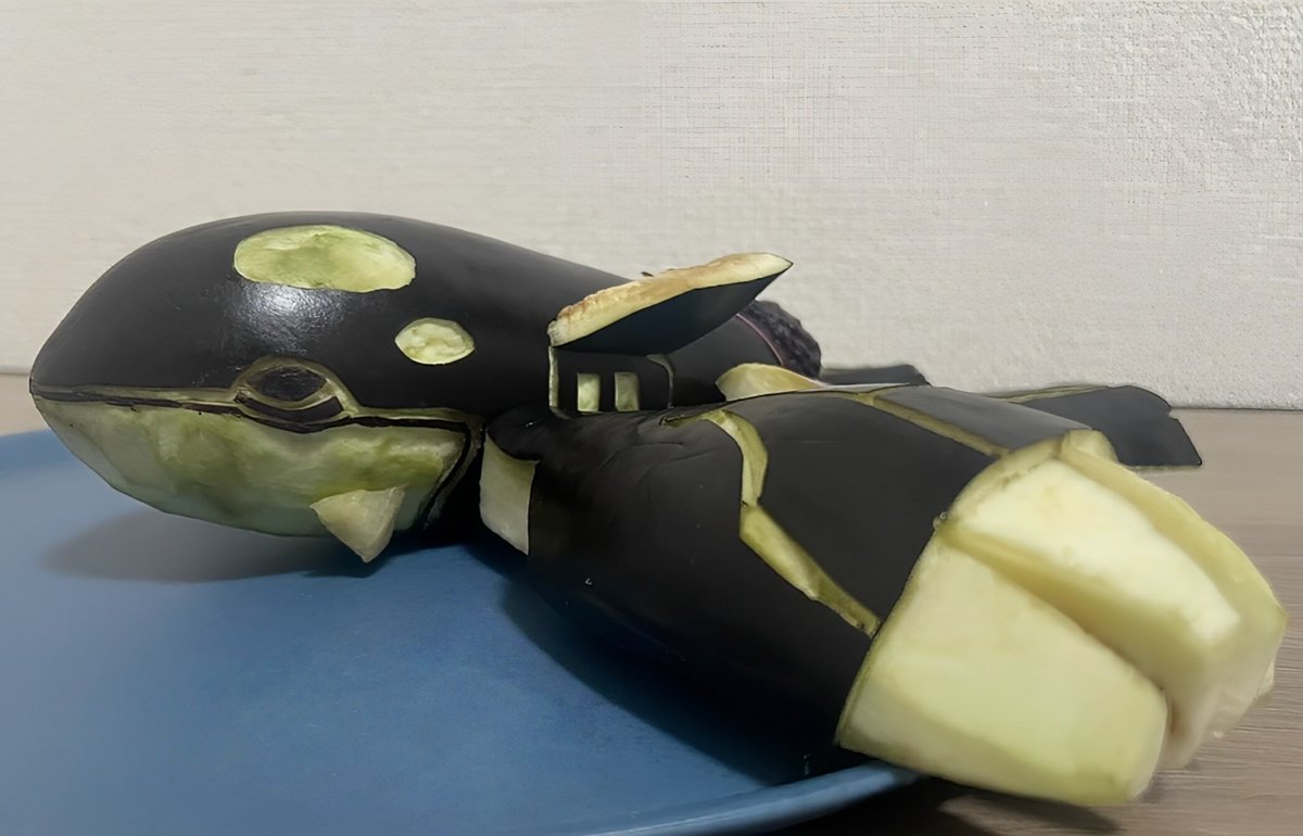 Kyogre_you's tweet photo. 台風の中、ご先祖様が無事に帰還出来るようにカイオーガを手配しました

#お盆
#精霊馬
#ポケモン
#カイオーガ
#Kyogre https://t.co/AtTVGVcZm3
