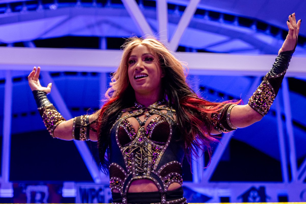 Chainer91111's tweet photo. To celebrate the 16 year Anniversary of her pro wrestling career, here's 5 randomly unique matches of Mercedes Mone aka Sasha Banks you should absolutely seek out or re-watch: https://t.co/kDvmN5gk0E