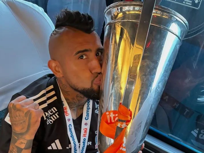 desperate_cryy's tweet photo. Con todo y sus fallas
Gracias por volver Arturo. https://t.co/OWl0EO9phd