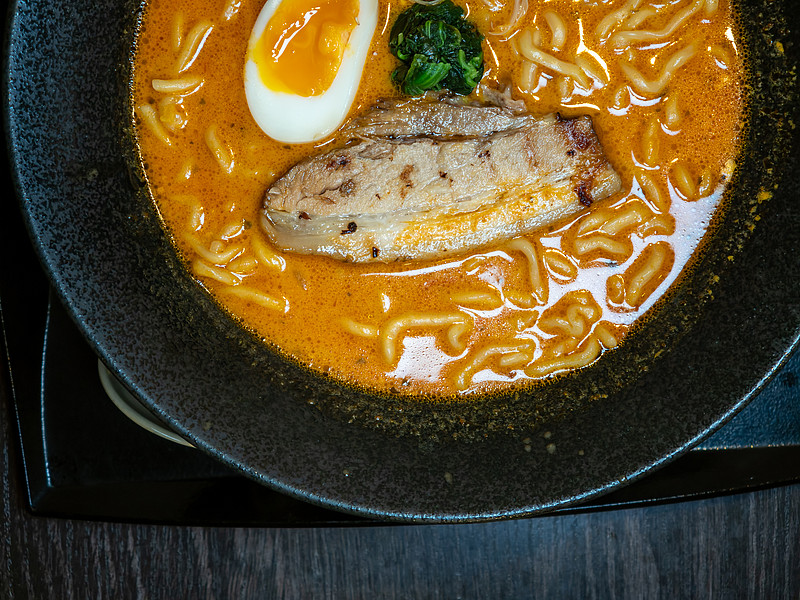 BeaulahLil4np's tweet photo. Just found the best hidden ramen spot in downtown! Rich pork broth, perfectly chewy noodles and that soft-boiled egg with runny yolk Total food heaven—10/10 would come back this weekend. https://t.co/9Dzvo5FfdD
