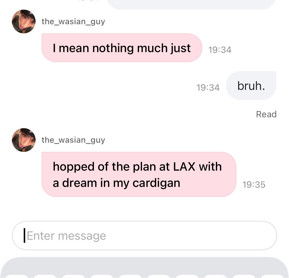 slaymaki's tweet photo. WHAT RHE FUCK https://t.co/TAd9fJGTEC