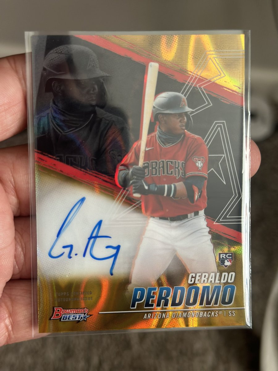 rmak1523's tweet photo. @cardboardbst Perdomo /75 $60 shipped https://t.co/IqWBEkrXZV