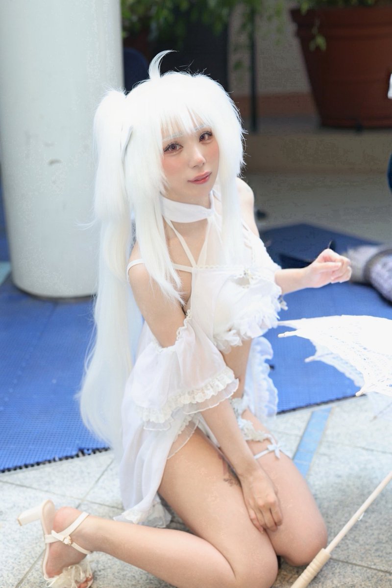 leoncos819's tweet photo. 夏だから特別だよ！

FGO/レディアヴァロン
ブライ様（@burairx）

#コスサミ2026 https://t.co/TW0tN0JagI