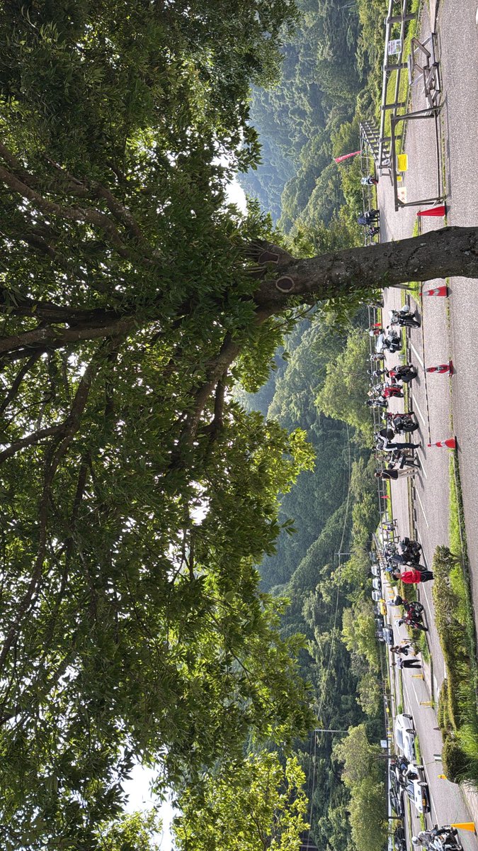FiftyStorm_R1's tweet photo. 宮ヶ瀬到着
今日もR1でぶらぶら https://t.co/yhp7gpjYf7