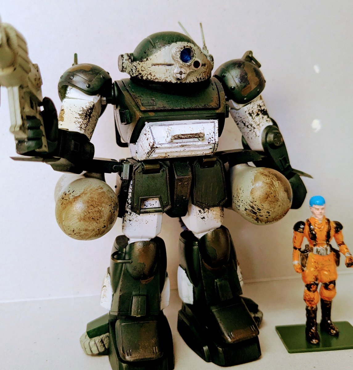 tsunomin's tweet photo. #ボトムズ　マーシィドッグの旧キットがあったので完全に自己流で初めてウェザリング塗装をしてみた。湿地戦用機体なので泥が付いているイメージです。 https://t.co/XBoG4lNkky