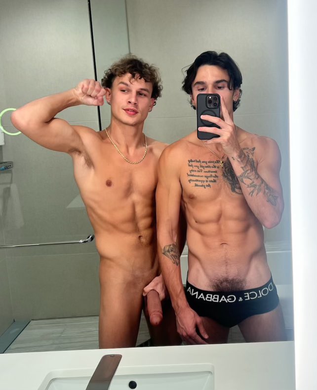 tonytooripped's tweet photo. RT if You’d be our Bottom Bitch😈💦
https://t.co/TDYsCwsnbH https://t.co/eF1tttfR0a
