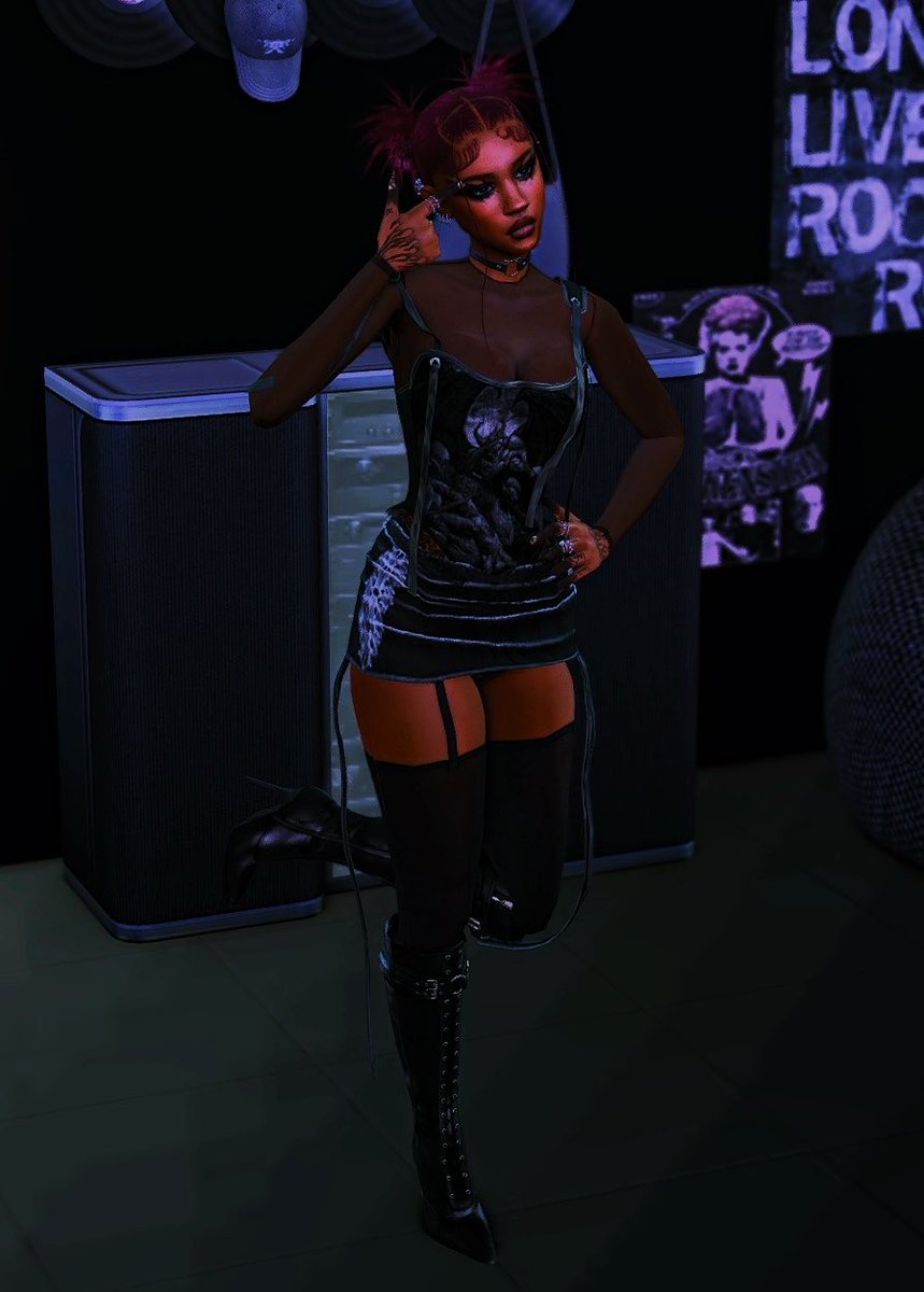 stylish_simmer_'s tweet photo. Been feeling macabre ☠️

#Sims4 #ShowUsYourSims https://t.co/zWActd8iyH
