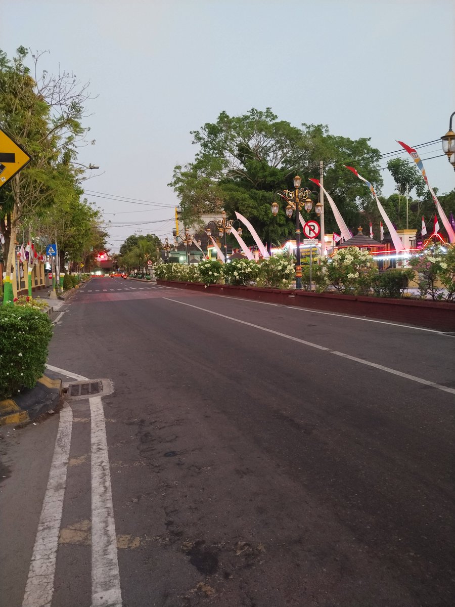 ojol_driver's tweet photo. Selamat pagi, masih seperti yang dulu,, 
#Selasa https://t.co/nCg9FlA679