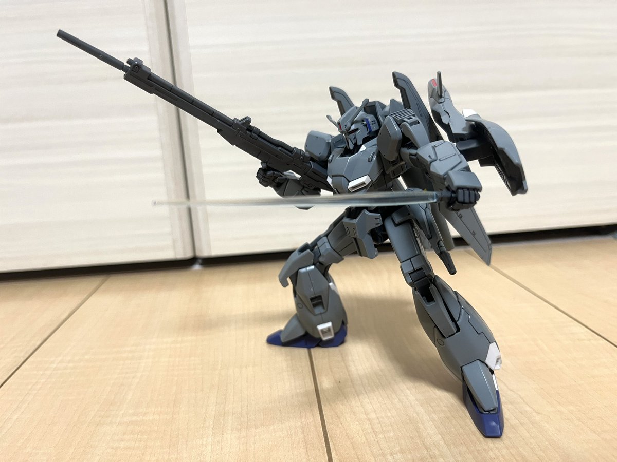 kenichi0701's tweet photo. そ���てHGのZプラスです。やっぱりかっこいい!僕はZガンダムより好きです。背中のウイングはこの向きの方がいいですね。
#ガンプラ #gunpla #Zplus #ゼータ #ハイグレード https://t.co/y550WfOiVE