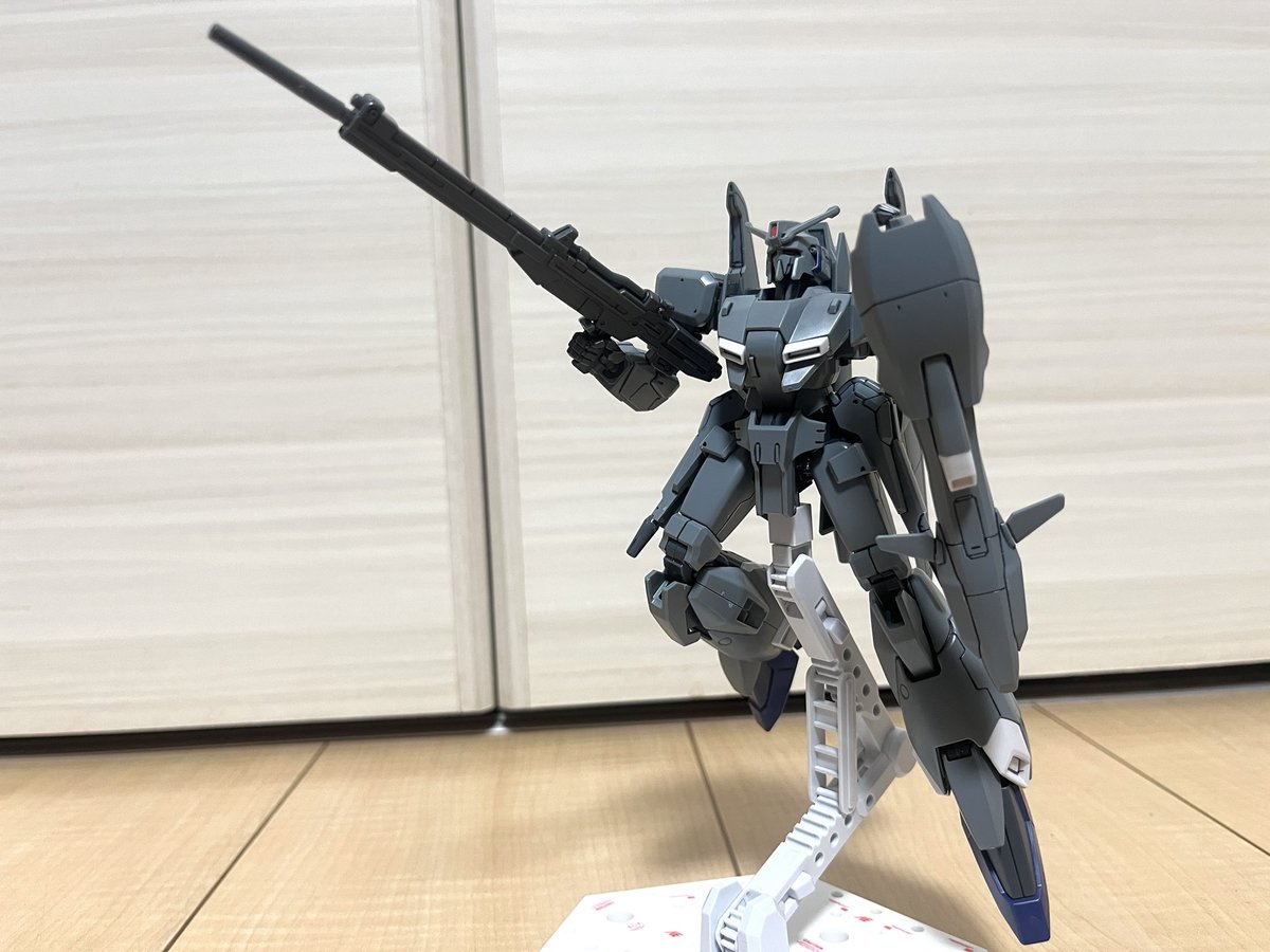 kenichi0701's tweet photo. そ���てHGのZプラスです。やっぱりかっこいい!僕はZガンダムより好きです。背中のウイングはこの向きの方がいいですね。
#ガンプラ #gunpla #Zplus #ゼータ #ハイグレード https://t.co/y550WfOiVE