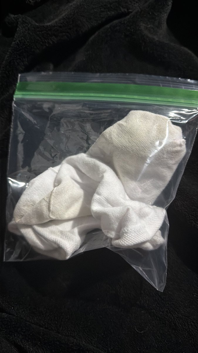 ebonyt0es's tweet photo. packaged with all my juicy sweat 🤤🤤 nurse feet is 🔥🔥🔥🔥 #feet #sex #footfetısh #soles #whitetoes #stinky https://t.co/Py0OacYg7J