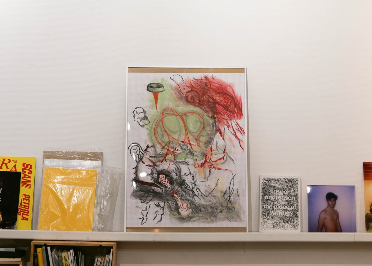 Mottobooks's tweet photo. (On view) @hao_h2o An Overheated Ice Cube

HAO HSU 許皓 at @motto_paris

August 1 - August 14, 2026
Motto Paris - 6 Rue des Filles du Calvaire, 75003 Paris

“An Overheated Ice Cube
It is a physical sensation - what kind of force alters things, evaporates the reality that once was true, and realizes it is all just a slice of reality, a mode. The truth is actually hidden much deeper within the pit. An inner tension stirs, about to erupt.
An Overheated Ice Cube explores the imagistic nature of body and experience. It considers them through the process of photographic development: The negative is like a mirror image of the real; experience is the internal mirror image of the body. How do we, within contemporary lived experience, continually project and reprint in order to see the origin of object and body?”

Curated by @markokolomytskyi

#haohsu #MarkoKolomytskyi
#parisbookshop #parisbookstore