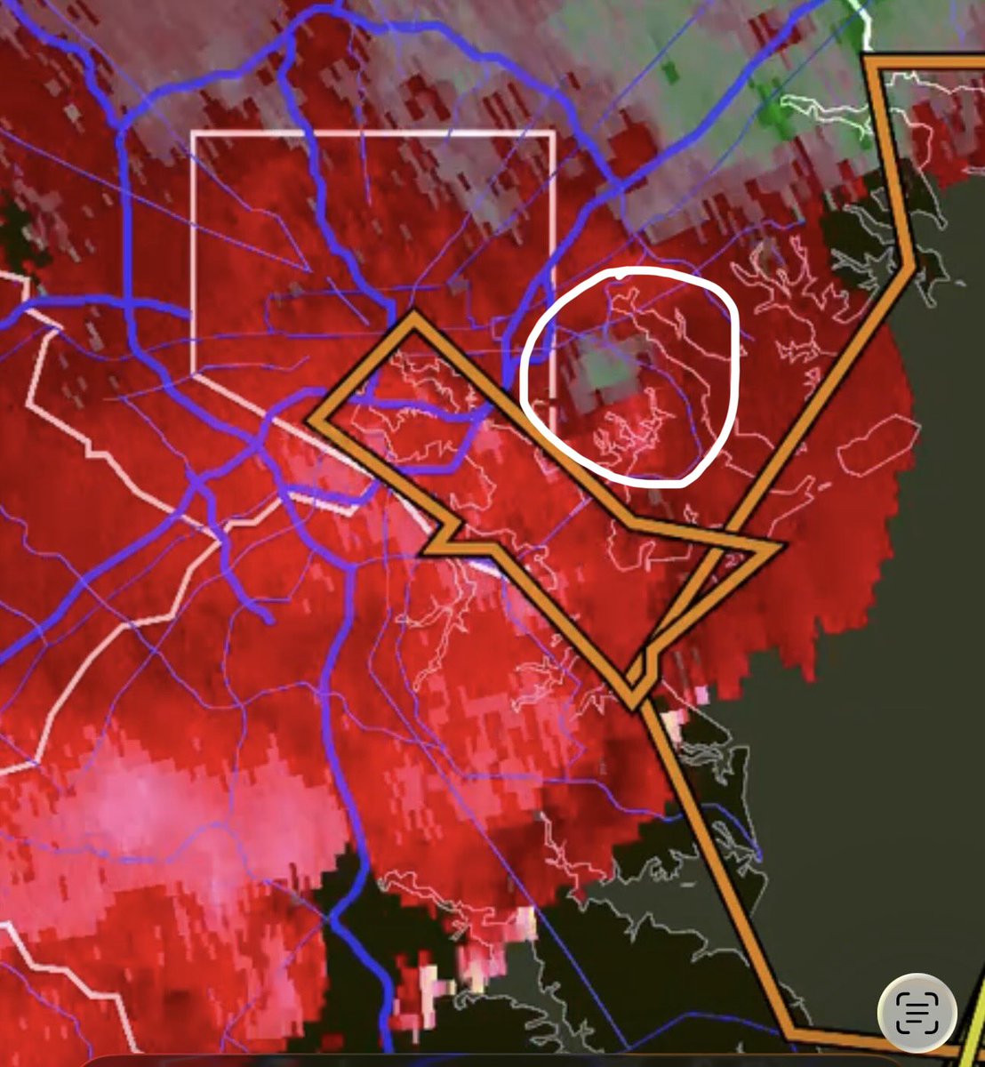 tim_grooms's tweet photo. The gust front bowed out, interacted with the bay breeze boundary from the south and an outflow/gust front boundary to the north, ingested it into the inflow, providing vorticity into a decent 3CAPE environment, causing multiple areas of small rotation within the gust front. I don’t know what else needs to be said to justify the tornado warnings. @MatthewCappucci @MaxVelocityWX @NWS_BaltWash