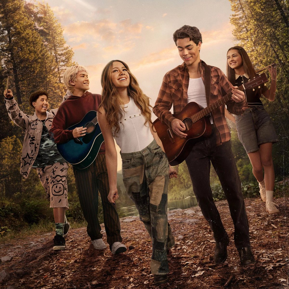 sboficial's tweet photo. Demi Lovato é oficialmente confirmada em CAMP ROCK 3.

A atriz fará uma participação especial no filme que estreia dia 14 de agosto.