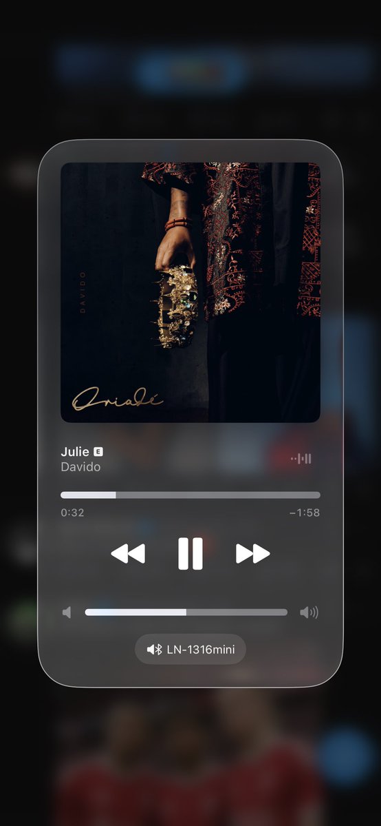 Mehrill_'s tweet photo. somebody beg @davido to give us more songs with this type of vibe😭😭 i’ve played this song like 800 times today 😭❤️ https://t.co/LTfG3Fwm60