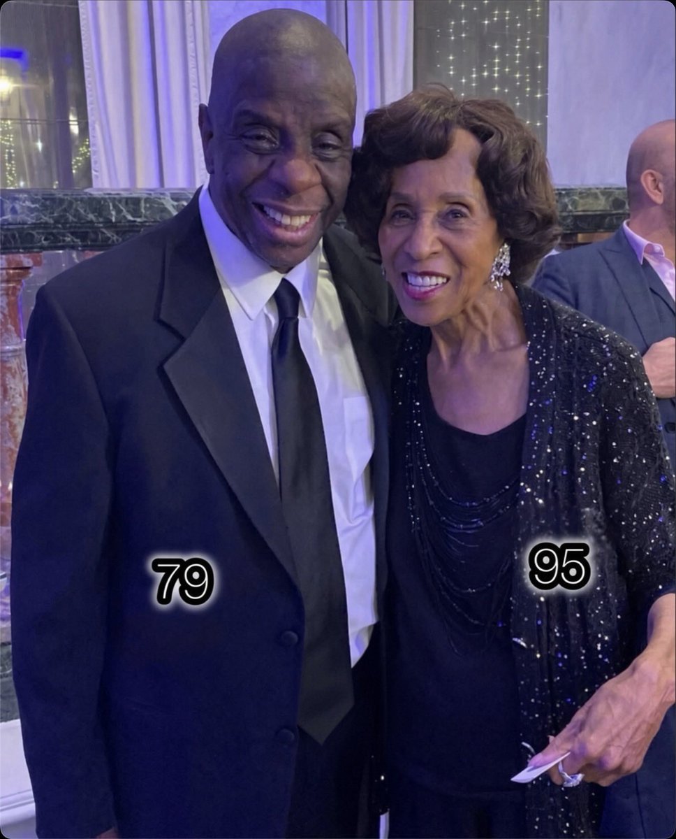 freakoutsideofx's tweet photo. Marla Gibbs with Jimmie Walker  two legends who deserved their flowers 💐 ❤️ https://t.co/KNkYcll1uf