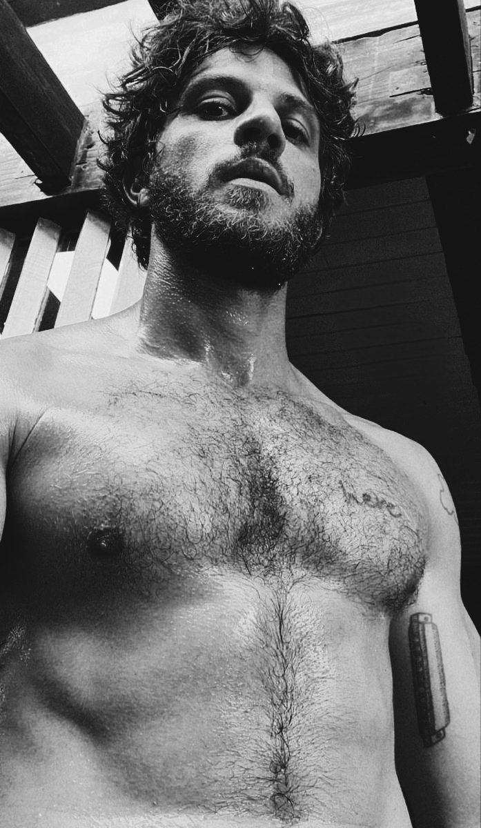 devilhimselfxx's tweet photo. — 𝑾𝒉𝒂𝒕’𝒔 𝒕𝒉𝒆 𝒑𝒐𝒊𝒏𝒕 𝒐𝒇 𝒃𝒆𝒊𝒏𝒈 𝒅𝒊𝒗𝒊𝒏𝒆 𝒊𝒇 𝑰 𝒄𝒂𝒏’𝒕 𝒊𝒏𝒅𝒖𝒍𝒈𝒆 𝒊𝒏 𝒂 𝒍𝒊𝒕𝒕𝒍𝒆 𝒕𝒆𝒎𝒑𝒕𝒂𝒕𝒊𝒐𝒏.ᐣ https://t.co/l3vASkK7AN