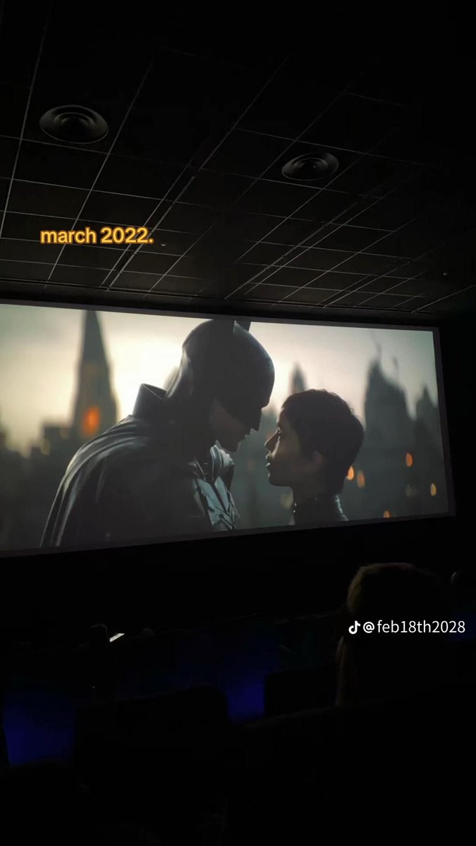 tashaspams10's tweet photo. The people yearn for The Batman era https://t.co/YiVq1Bcmap