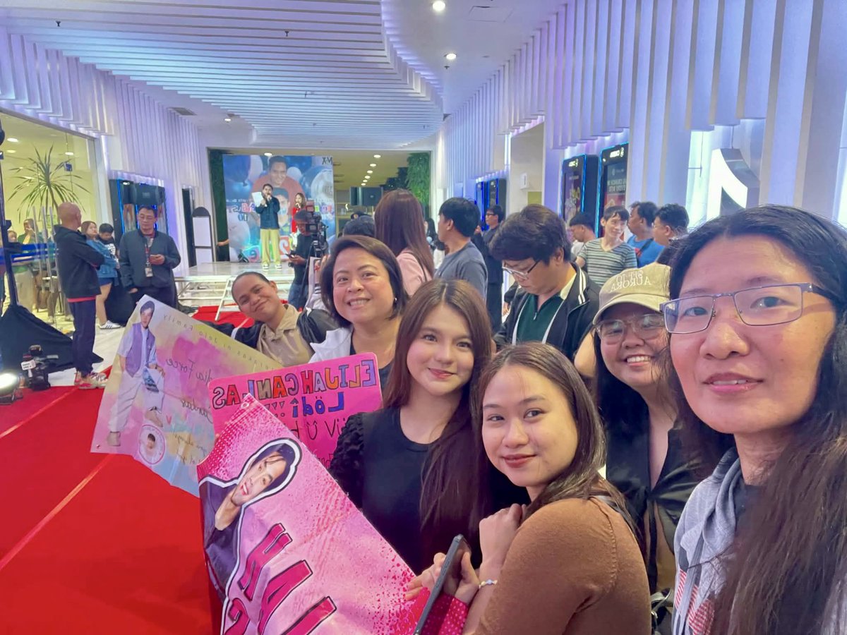officialSNJfam_'s tweet photo. Sissys spotted! #HB2Me  #HB2meparty #Cornerstoneartist #HB2mepremierenight https://t.co/YEz6DGhxmi