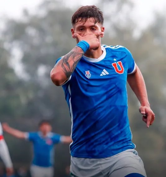 RodrigoQta's tweet photo. ⚽️🇨🇱 CAEN LUCAS Y NO POR EL QUE PENSABAN💵
#LaU ha recibido una oferta cercana a los 4 millones de 💵 por Lucas Barrera (20|🇦🇷) #Estudiantes de La Plata está cerca de llevarse al volante. Antes los azules rechazaron cerca de 3 millones de #Talleres. Horas claves para cerrar🤝 https://t.co/qsFygBGBIz