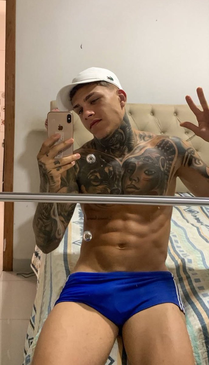 PVideos25's tweet photo. Simplesmente Junior Honorato. 😱🤪

Dm tem mais! https://t.co/uoVnt6c63Z
