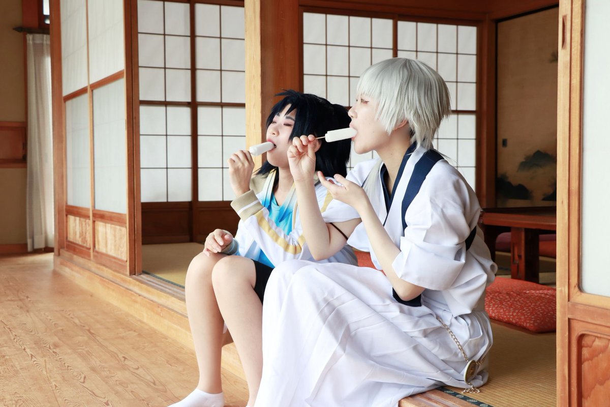 yoz_gth's tweet photo. ⚠︎cosplay

『お！貞坊いいもの持ってるじゃないか！！』

貞ちゃん→やや（@yaya_rii ）さん
📸→せんぱい（@yobosuke ）さん

 #0725刀剣男士白飯会 https://t.co/mLYd6kLP12