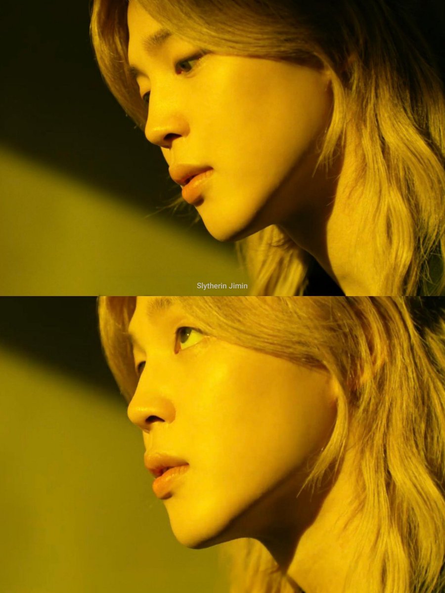 jimin_lil_devil's tweet photo. INSANE FACE CARD ND SIDE PROFILE...😳⭐ https://t.co/uCnMFuCnUo