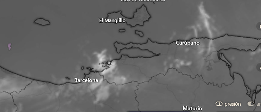 ClimaAnzoategui's tweet photo. Hay mucha nubosidad a esta hora en La serrania del turimiquire pero no hay convección fuerte solo lluvias leves al sur de Puerto la cruz vía a mochima en zonas montañosas
El resto de la Region norte del oriente bastante despejado y calurosa
Nueva Esparta despejado
8:40pm #10Agos https://t.co/TfPcqngwoX