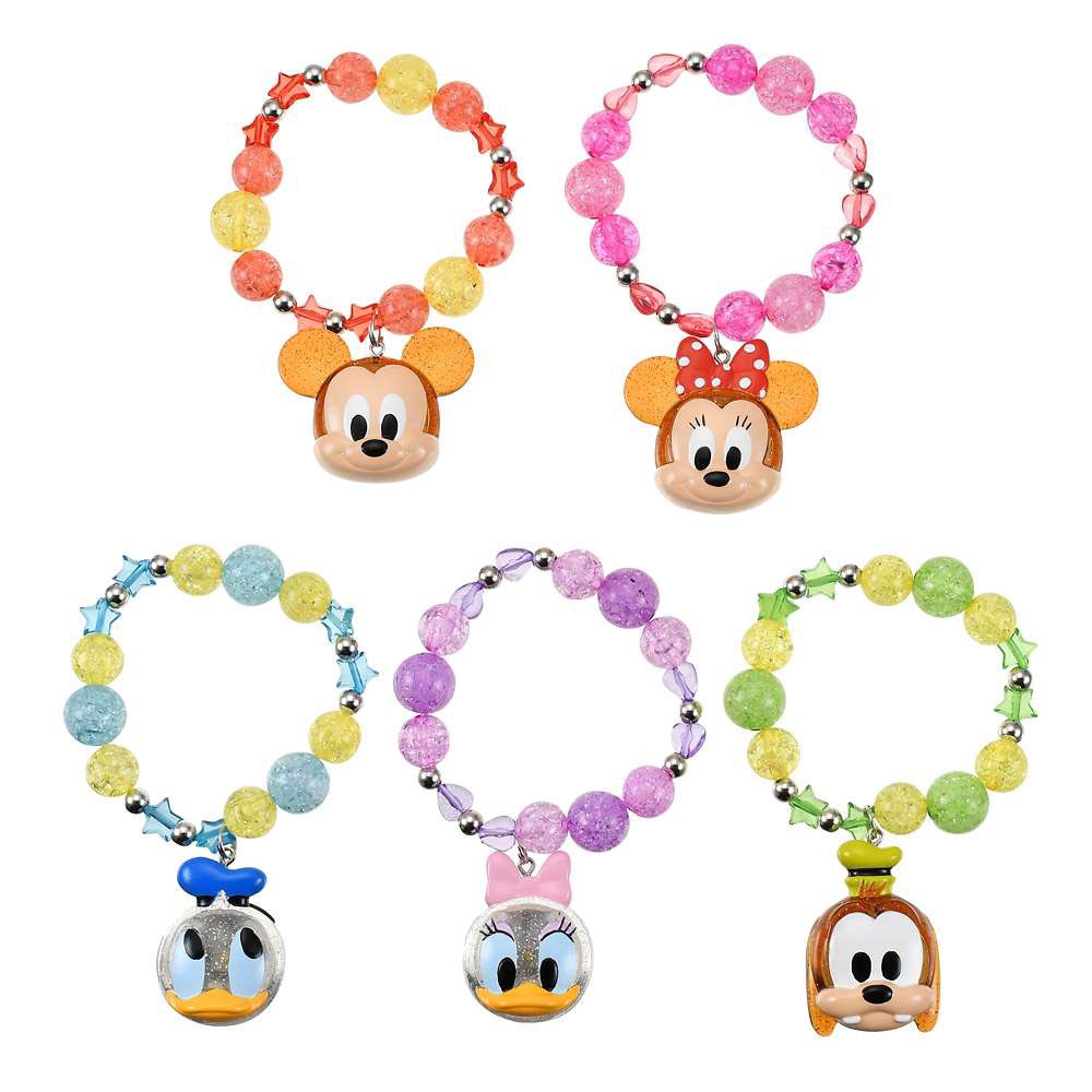 tdr_doria's tweet photo. 【ディズニーストア】
8月14日より、ミッキー＆フレンズのシークレットライトブレスレットが販売されます。

https://t.co/eQ20jpJLDd
#ディズニーストア #Disney https://t.co/oQcASc6c9E