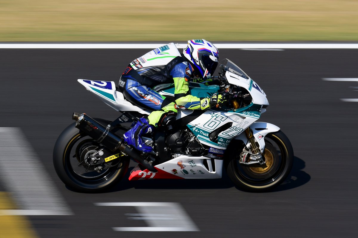 kane24170585's tweet photo. 2026 鈴鹿サンデーロードレース 第3戦🏁
ナショナルST1000
Team MERCURY with 72Project
#竹中淳雄 選手
開幕戦から3戦連続の2位表彰台🥈
#TeamMERCURY #72Project @72Project2025
#鈴鹿サンデーロードレース #ナショナルST1000 https://t.co/pteWTmrCqj
