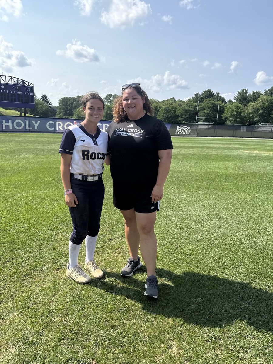 AvaGiafaglione's tweet photo. Thank you @HCrossSB for running an awesome clinic!  I learned a lot, had so much fun and enjoyed visiting your beautiful campus!  Thanks again @coachakcer 

@newtownrock16u @goldgarvey
@SBRRetweets @ImpactRetweets @TopPreps @D1Softball @SoftballDown @EC_Recruit @CoastRecruits https://t.co/NdEeejYyc7