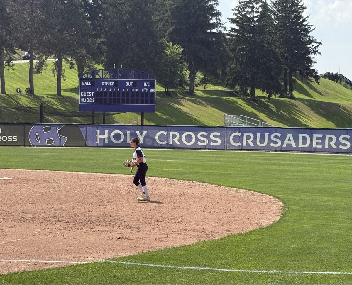 AvaGiafaglione's tweet photo. Thank you @HCrossSB for running an awesome clinic!  I learned a lot, had so much fun and enjoyed visiting your beautiful campus!  Thanks again @coachakcer 

@newtownrock16u @goldgarvey
@SBRRetweets @ImpactRetweets @TopPreps @D1Softball @SoftballDown @EC_Recruit @CoastRecruits https://t.co/NdEeejYyc7