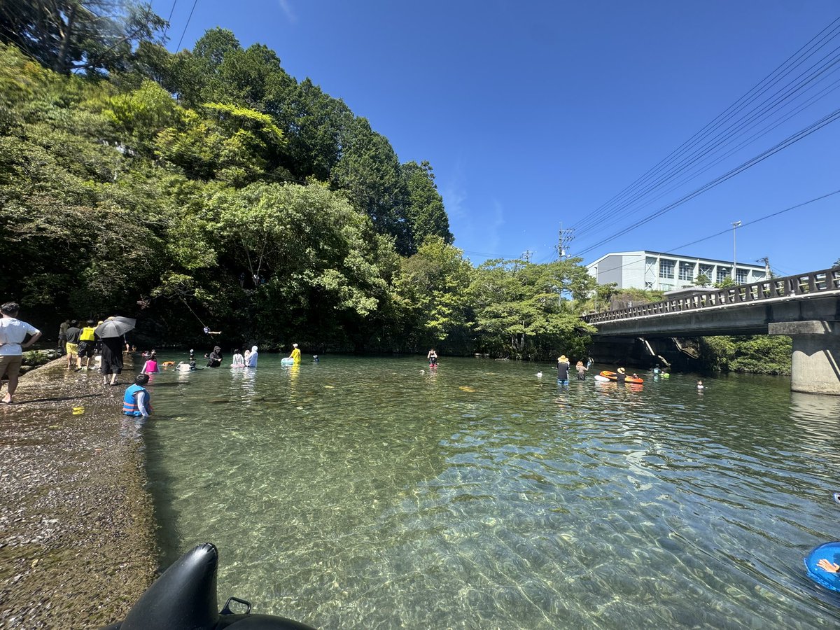hirocu's tweet photo. いっつあど田舎 https://t.co/3CI3p78AEc