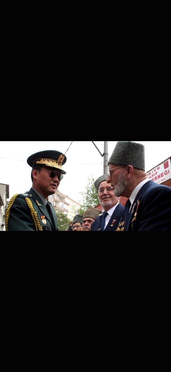 codejave's tweet photo. @hug3355 @albertiinee Dedenden utan aptal orospu cocugu seni geri kalmış diyor bide abd ye götünüzü siktire siktire bizim kadar olabildiniz ancak https://t.co/3fCxHu0Vwm