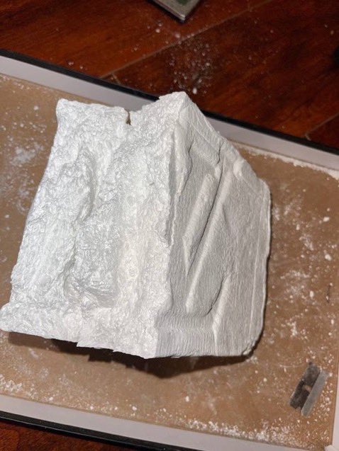 RAIKENVAMPIER's tweet photo. Pure Colombian #Coke is the best you can get, it’s gonna be a pretty good weekend 😤 #drugtwt #TrendingNow #Coketwt  #drugtwtlat #GHSP #geeker https://t.co/w8dulJP4SG