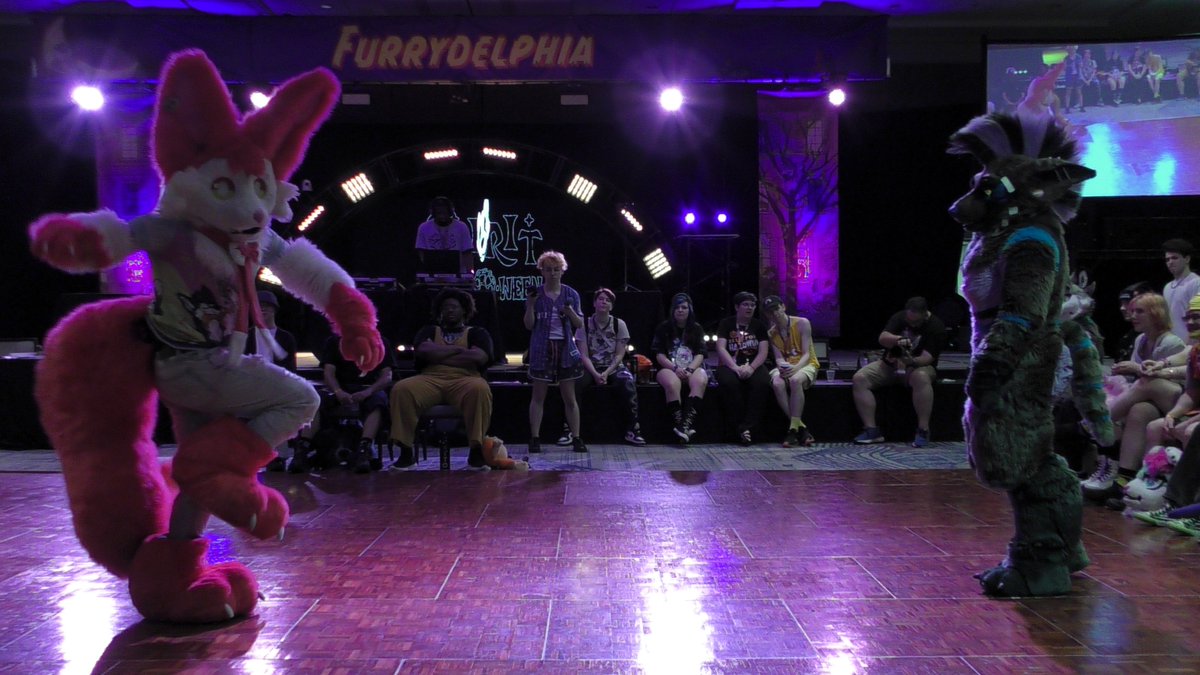 ChaseDerg's tweet photo. Scenes during #furrydelphia2026 Anthro Arena
@Sinnaminty @Millitrix01 @ColeWuff @UGSBBoyDragon @floofyori https://t.co/FxpW9GaUHM