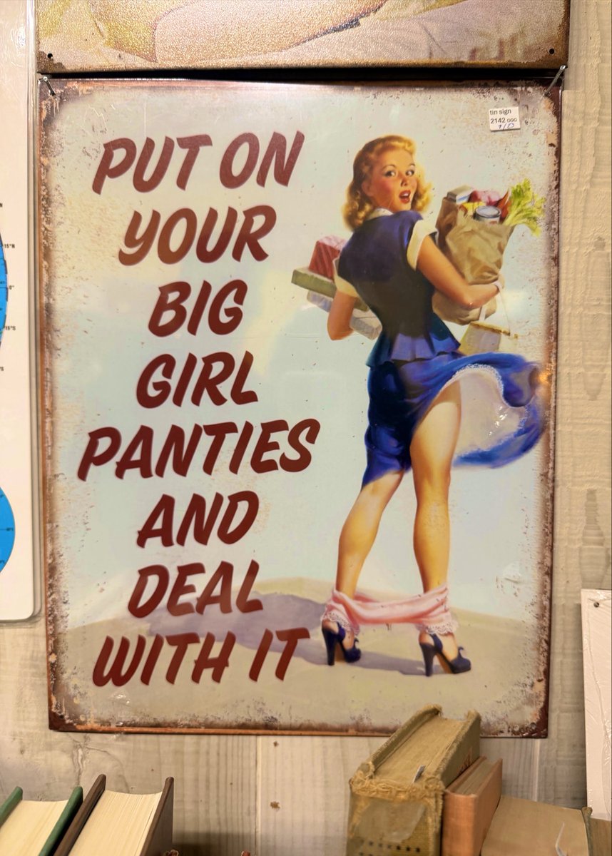 crayhoela1's tweet photo. Thrift #gods heard my #pleas https://t.co/WfP06eEgRl