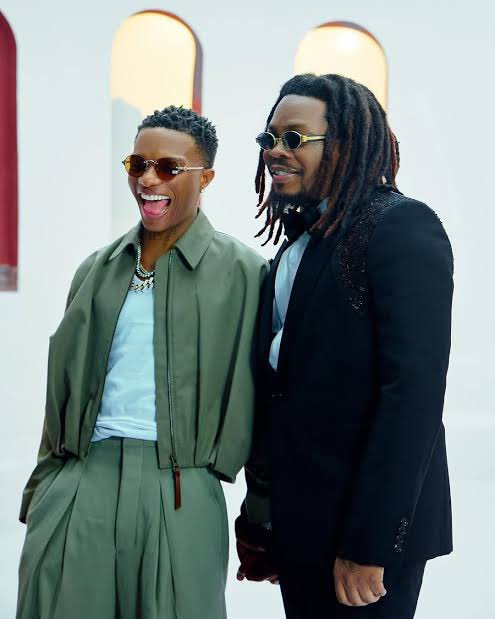 john322226's tweet photo. Wizkid and Olamide went From grass to grace! It can only be God and hard work. https://t.co/hf1f6ruxar