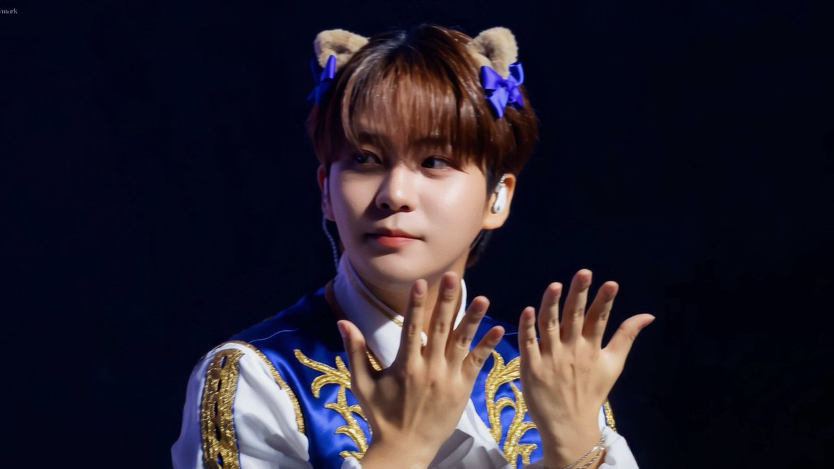 sunkencjh's tweet photo. ⚓ ꩜ anchor thread ⊹ ࣪ ˖ 🏴‍☠️ https://t.co/nicVPGa4S5