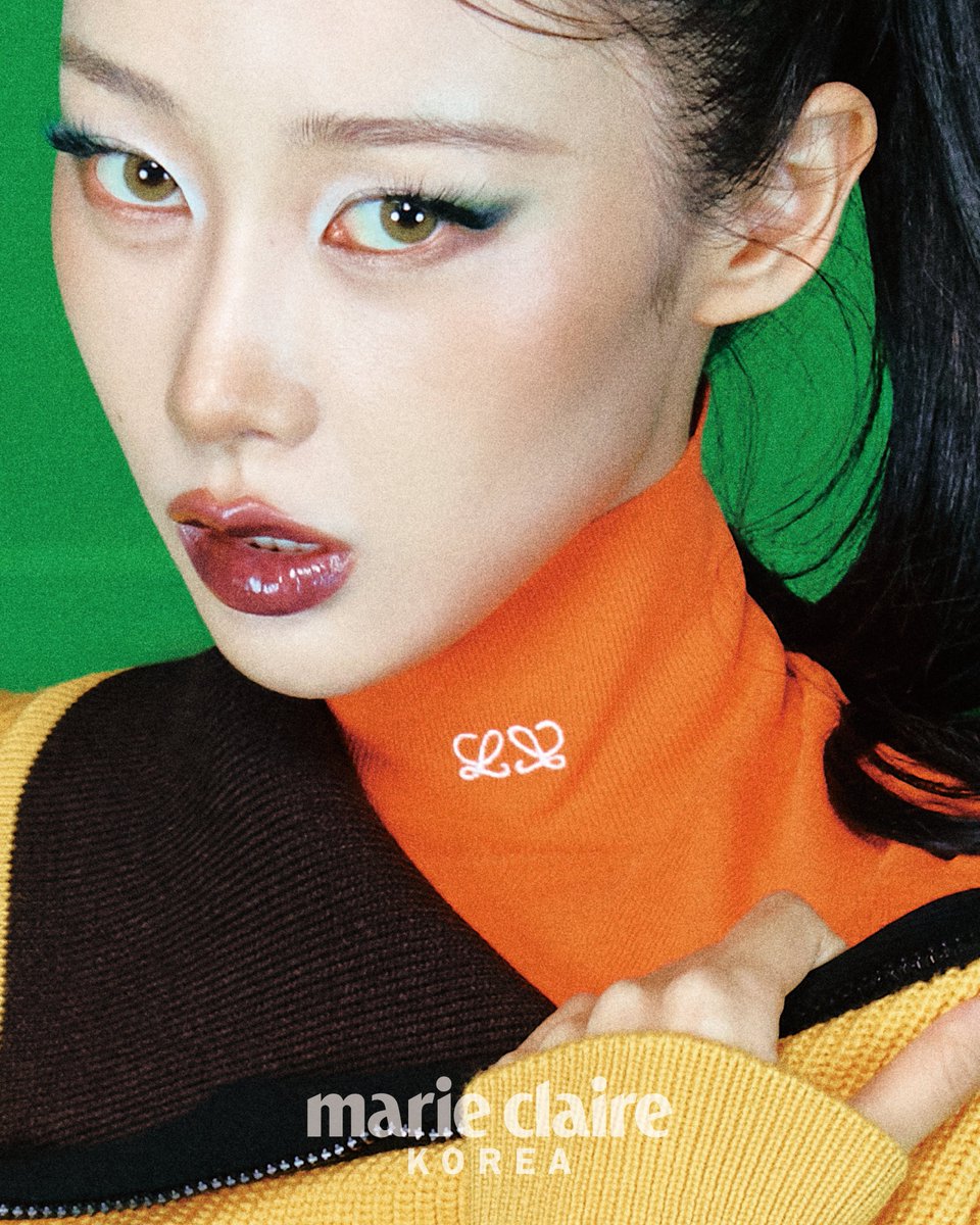 marieclairekr's tweet photo. #제작협찬 깊은 바닷속으로 풍덩. #로에베 의 2026 F/W 컬렉션을 입는 순간 #지젤 의 기묘한 상상이 시작된다. 로에베와 #에스파 지젤이 만들어낸 초현실적 화보를 지금 만나보세요.🐠

@LoeweOfficial @aespa_official #LOEWE #GISELLE #AESPA #마리끌레르코리아 #MarieClaireKorea https://t.co/Pt39akoe1J