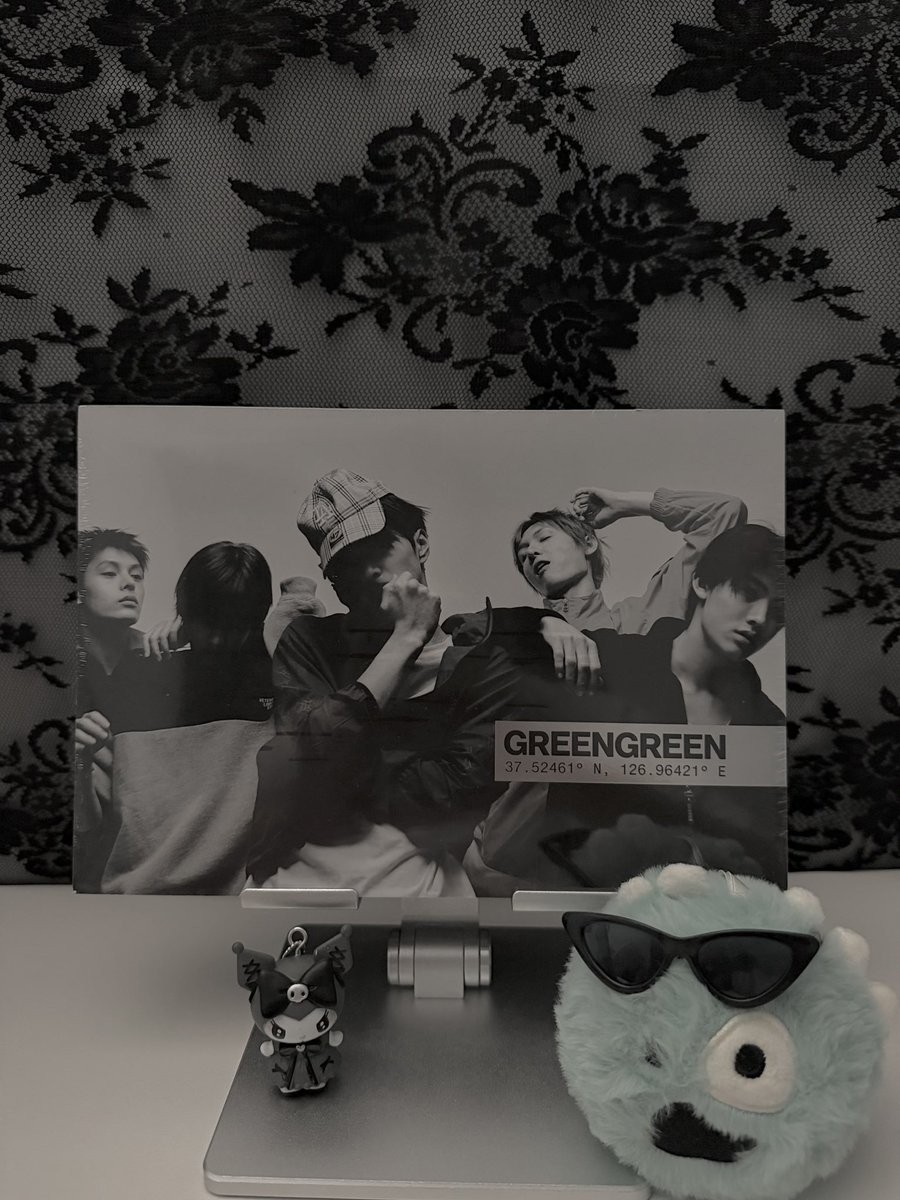 youngseokeukeu's tweet photo. pls kindly rt 🤍🪽

★ 𝓒𝓞𝓡𝓣𝓘𝓢  𝟭𝘀𝘁  𝘋𝘦𝘣𝘶𝘵 𝘈𝘯𝘯𝘪𝘷𝘦𝘳𝘴𝘢𝘳𝘺

ʚ/•᷅•᷄\ɞ   giveaway for #coer 

สุ่มแจก album GREENGREEN studio ver.

* ยังไม่แกะซีล *  free shipping 🎚️

RT random draw  ✞  23/08 at 20:00

#ตลาดนัดcortis https://t.co/q1B9mhUknr