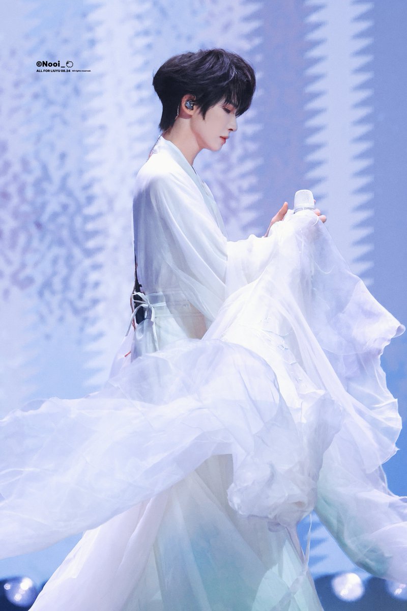 G_Charlie_Liuyu tweet picture