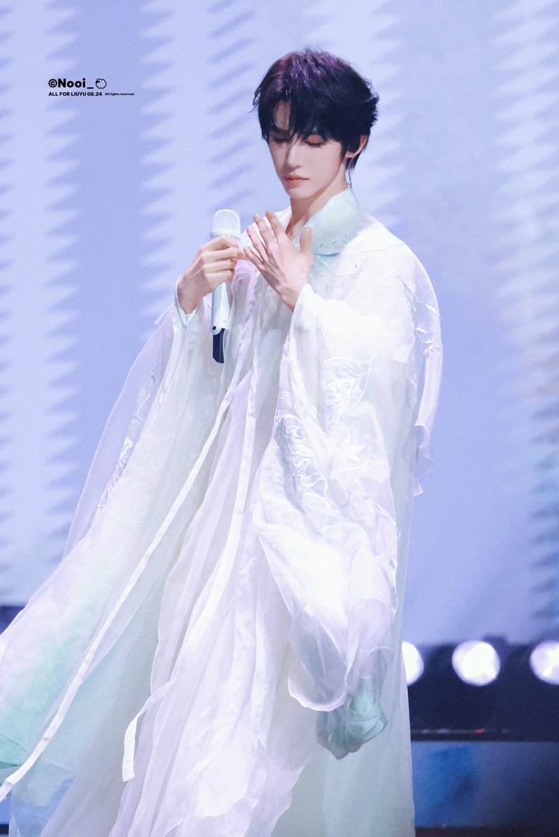 G_Charlie_Liuyu tweet picture