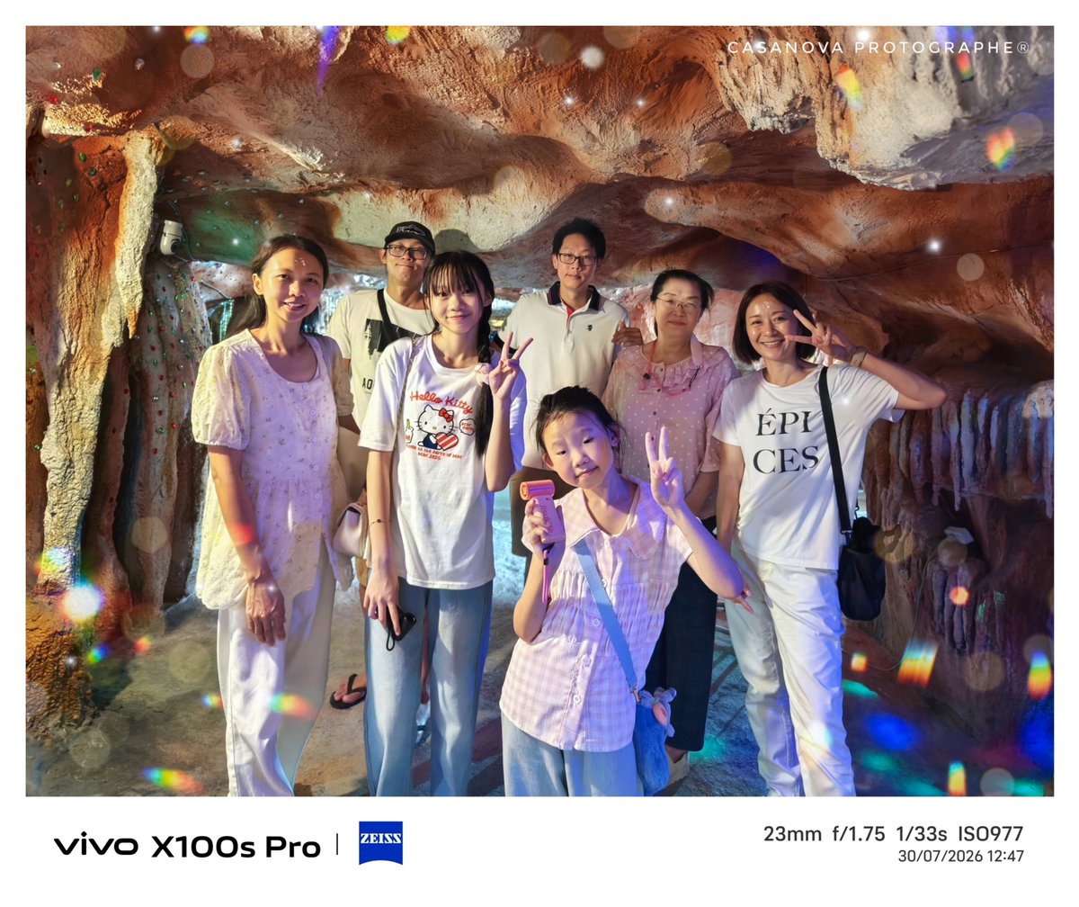 casanova_ping91's tweet photo. My Family : Happiness Moment..
Buddhist Lent Day Pay Homage..
Bang Chak Temple : Nonthaburi..
Naga Cave Buraphachan..
Vivo X100S Pro : Zeiss Mode..
App : Pics Art &amp; Lightroom..
#KohKret #Nonthaburi
#BangChakTemple
#CasanovaWeekend2026 https://t.co/83tHfnAiTF