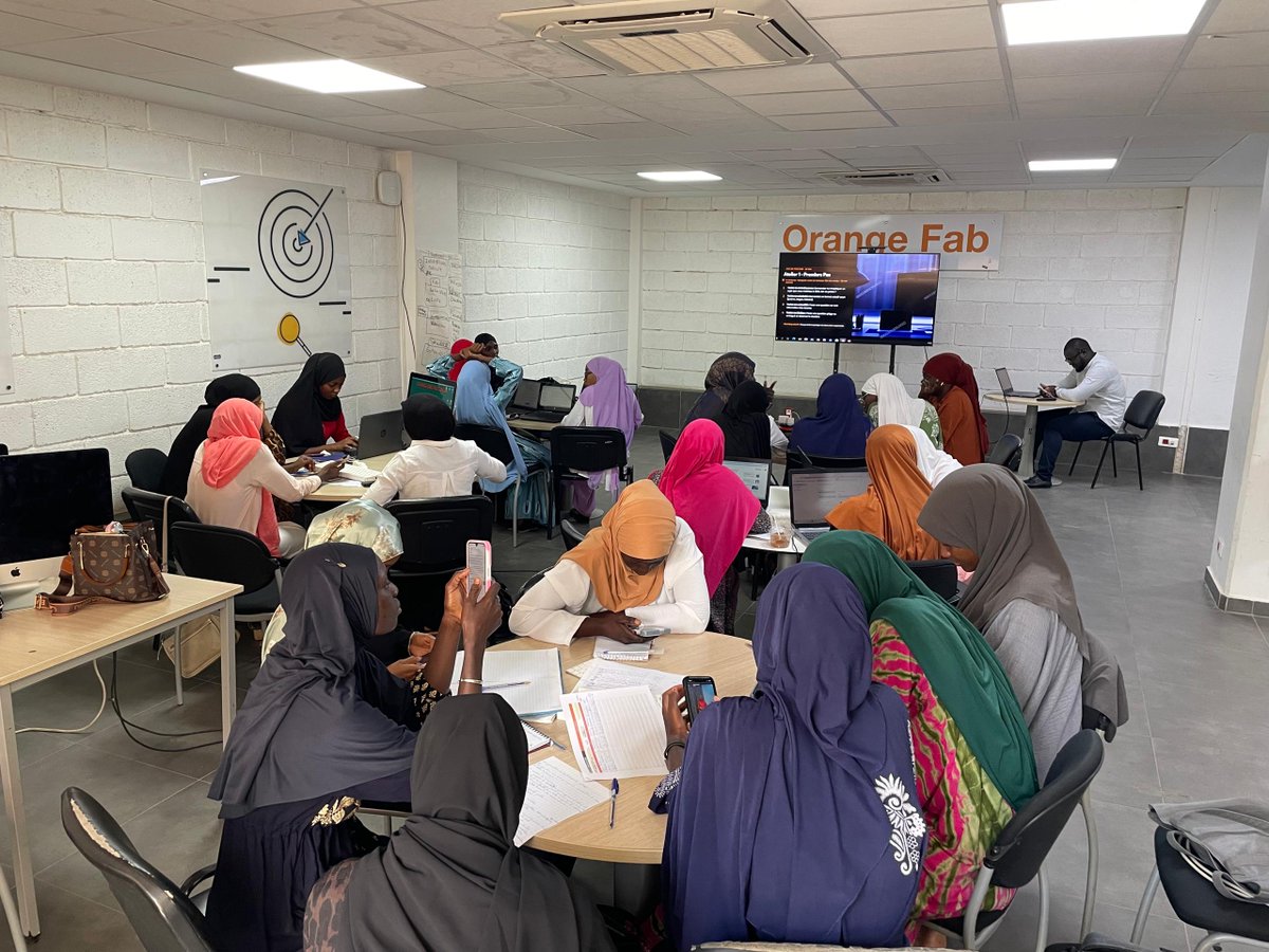 ODCSenegal's tweet photo. Retour en images sur la 2ᵉ session des Samedis Tech Ki, édition 2026 !
Pour cette session, nous avons accueilli à Orange Digital Center 118 participants, majoritairement des femmes, mobilisés avec les associations Synergie des Cœurs et AASTIC.

#SamedisTechKi 
#TechKi 
#ODC https://t.co/EEttkIptz2