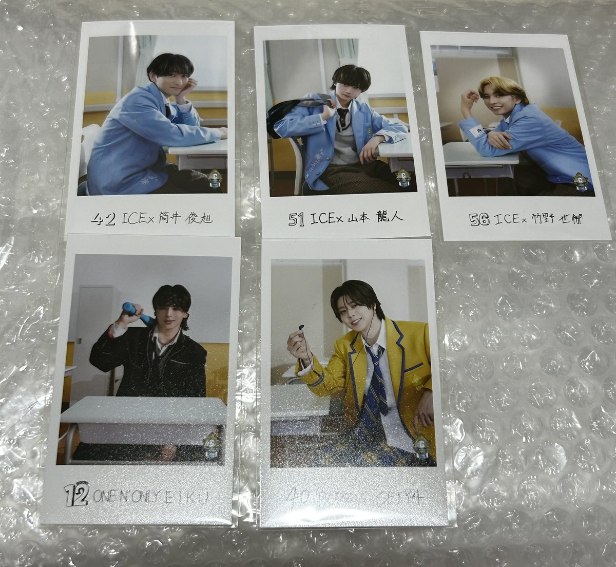 11tk24miz's tweet photo. EBiDAN THE LIVE 2026 15th Anniversary エビライ グッズ交換
★ミニフォト〜隣の席セット〜

【譲】 
ICEx 筒井・左、山本・左、竹野・右
ONE N' ONLY EIKU 後ろ
BUDDiiS SEIYA 右

【求】
ONE N' ONLY  NAOYA   左、後ろ
超特急　シューヤ　左、右

郵送・都内手渡し可能
お気軽にお声掛けください https://t.co/N3eSxCFO55