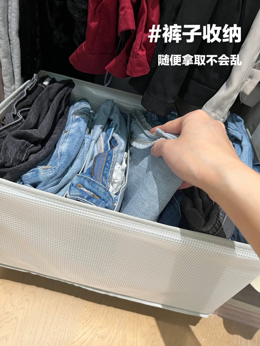 HannahDefocc's tweet photo. Terminé de doblar la ropa, y encontré una moneda en el bolsillo de los jeans. Sorpresa en medio de la tarea doméstica! https://t.co/4BpXBaUlZ8