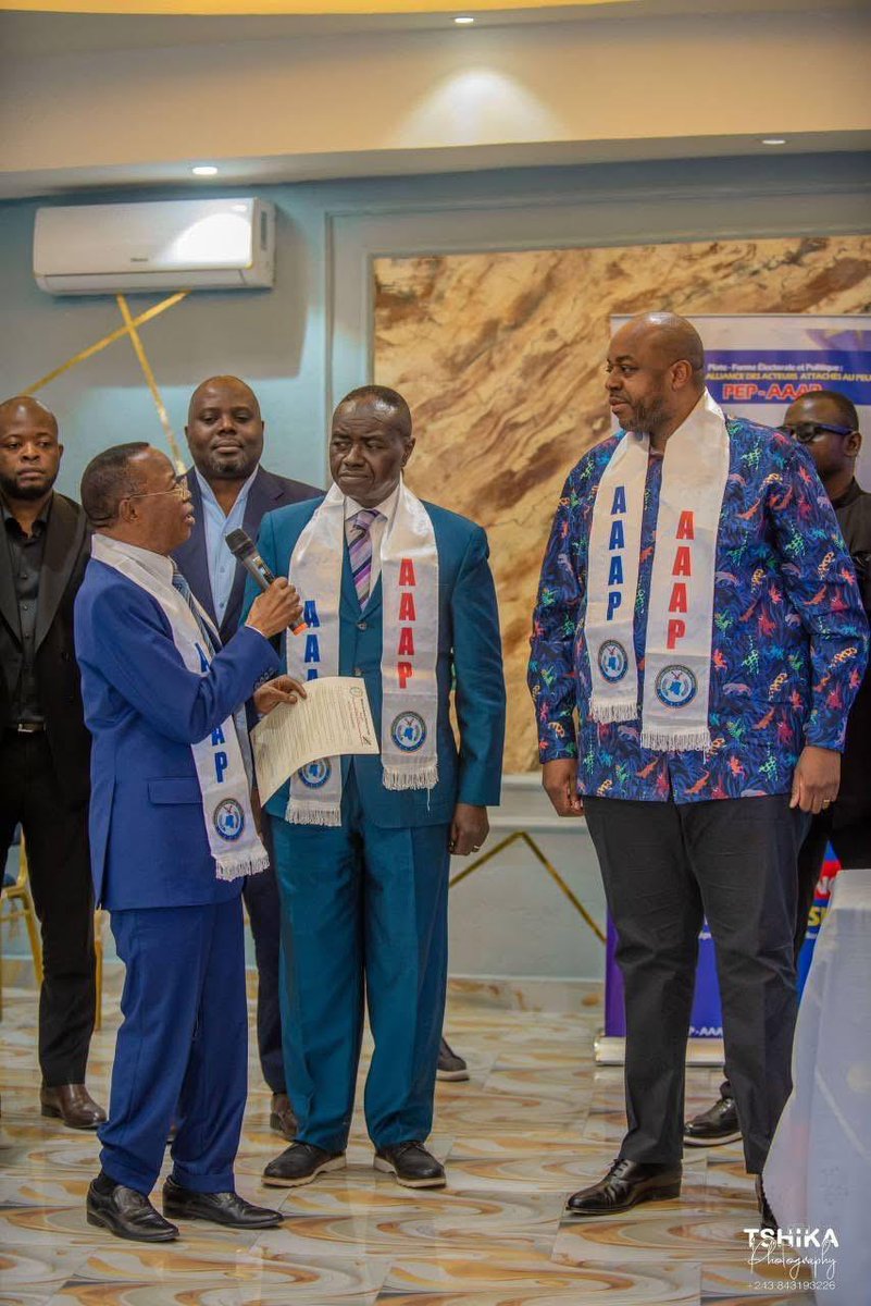 JoeBompaka's tweet photo. L’Alliance des Acteurs Attachés au Peuple (AAAP), troisième force politique du pays, poursuit sa dynamique de rassemblement.

Nous saluons l’adhésion de M. Bruno Kapanji Kalala, ancien ministre de l’Hydraulique et de l’Électricité de la République démocratique du Congo, à cette grande plateforme politique dirigée par S.E. Tony Kanku Shiku, Autorité morale de l’ADESCO.

Une adhésion de poids qui témoigne de la capacité de l’AAAP à fédérer des personnalités d’expérience autour d’une ambition commune : contribuer à la stabilité, au développement et à l’avenir de notre pays. 🇨🇩

#RDC #Politique #ADESCO #AAAP